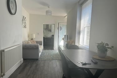 2 bed flat, Plym Street, Greenbank, Plymouth, PL48NS - Image 8